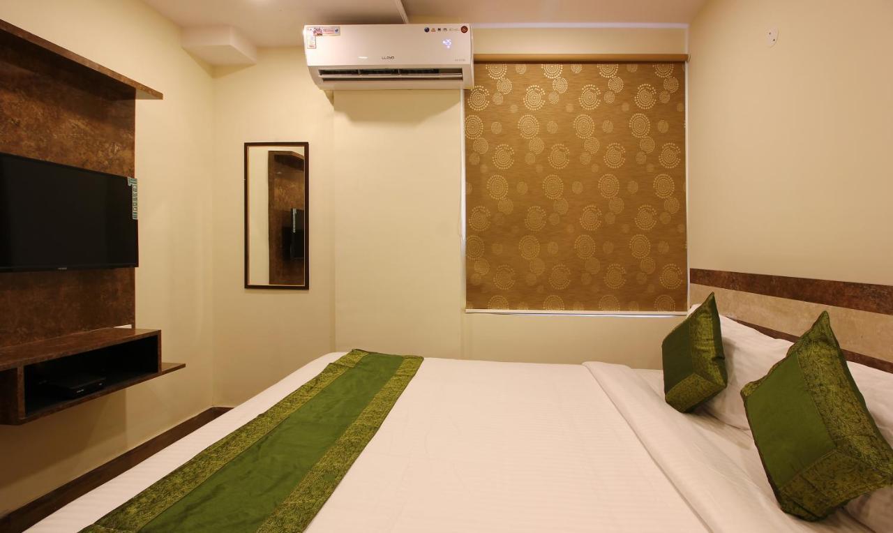 Treebo Address Inn, Banjara Hills 海得拉巴 外观 照片