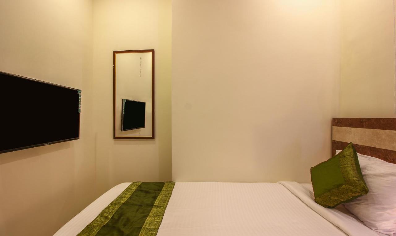 Treebo Address Inn, Banjara Hills 海得拉巴 外观 照片
