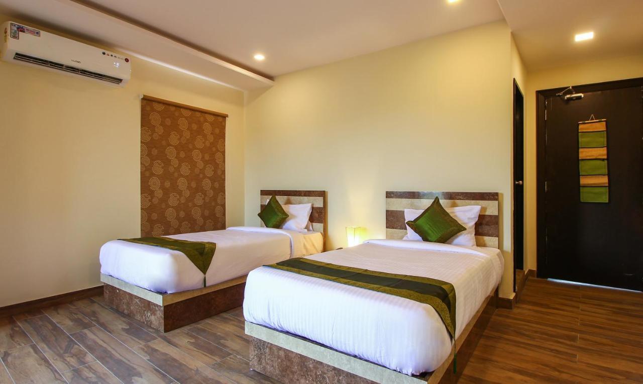 Treebo Address Inn, Banjara Hills 海得拉巴 外观 照片