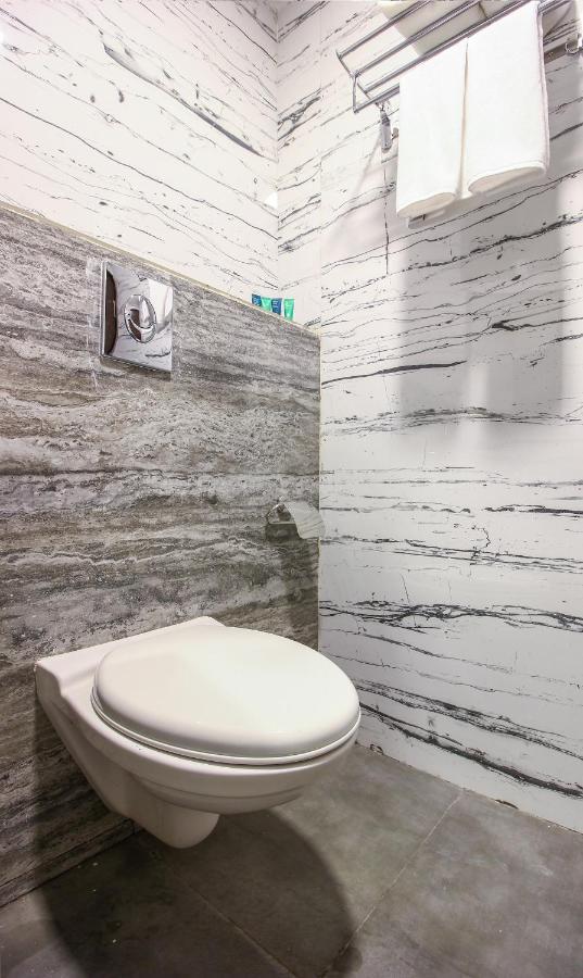 Treebo Address Inn, Banjara Hills 海得拉巴 外观 照片