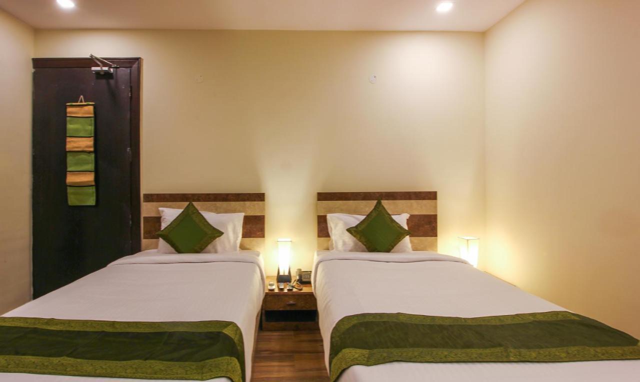 Treebo Address Inn, Banjara Hills 海得拉巴 外观 照片