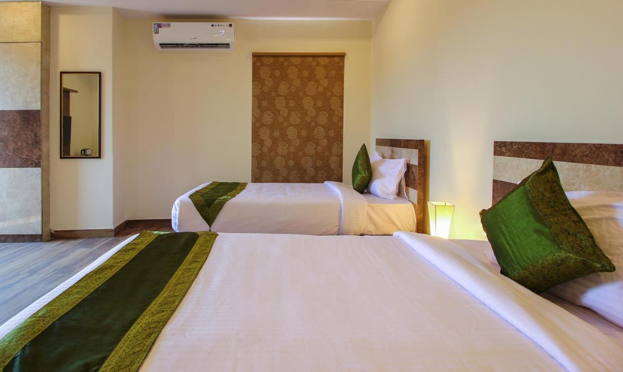 Treebo Address Inn, Banjara Hills 海得拉巴 外观 照片