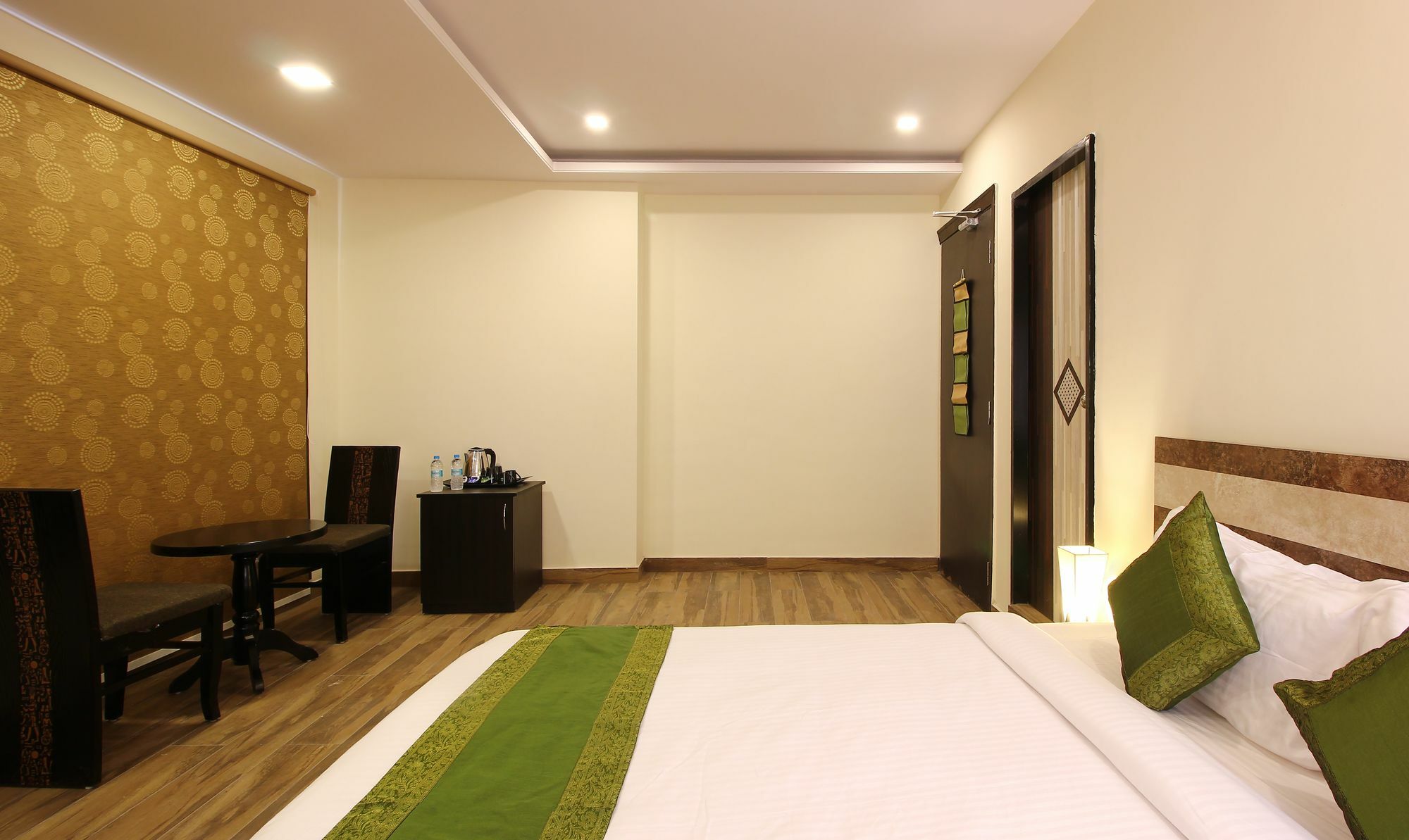 Treebo Address Inn, Banjara Hills 海得拉巴 外观 照片